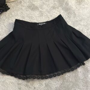 urban outfitters pleated skirt